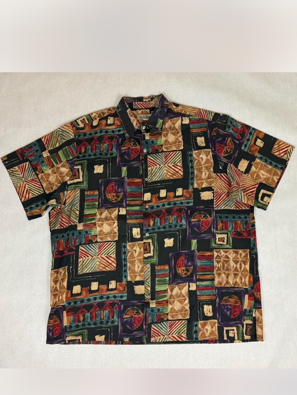 Tori Richard Short-Sleeve Geo Patchwork Shirt in Black, Tan, Green, Red